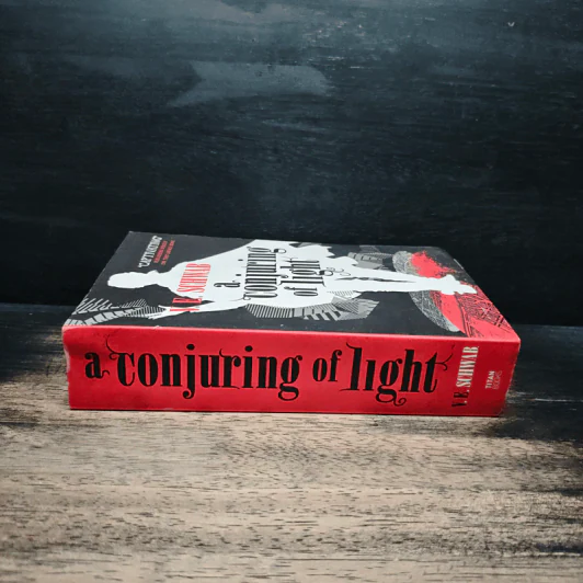 A Conjuring of Light - V.E. Schwab รูปที่ 3