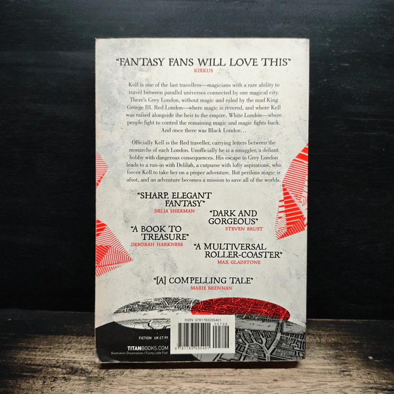 A Darker Shade of Magic - V.E. Schwab รูปที่ 2