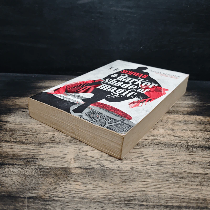 A Darker Shade of Magic - V.E. Schwab รูปที่ 4