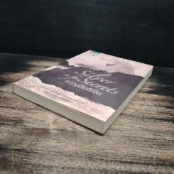 ความลับสีเงิน Silver is for Secrets - ลอรี่ ฟาเรีย สโตลาร์ซ รูปที่ 4
