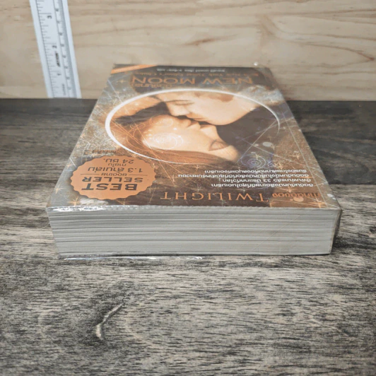 NEW MOON นวจันทรา ภาคต่อของ Twilight - Stephenie Meyer รูปที่ 4