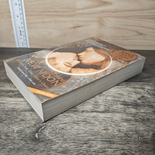 NEW MOON นวจันทรา ภาคต่อของ Twilight - Stephenie Meyer รูปที่ 3