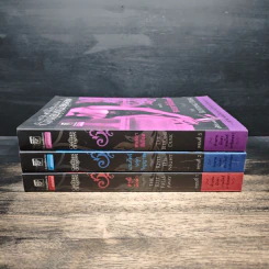 ตำนานนักล่าแวมไพร์การ์เดลลา เล่ม 1-3 - Colleen Gleason, เฟิร์น รูปที่ 2