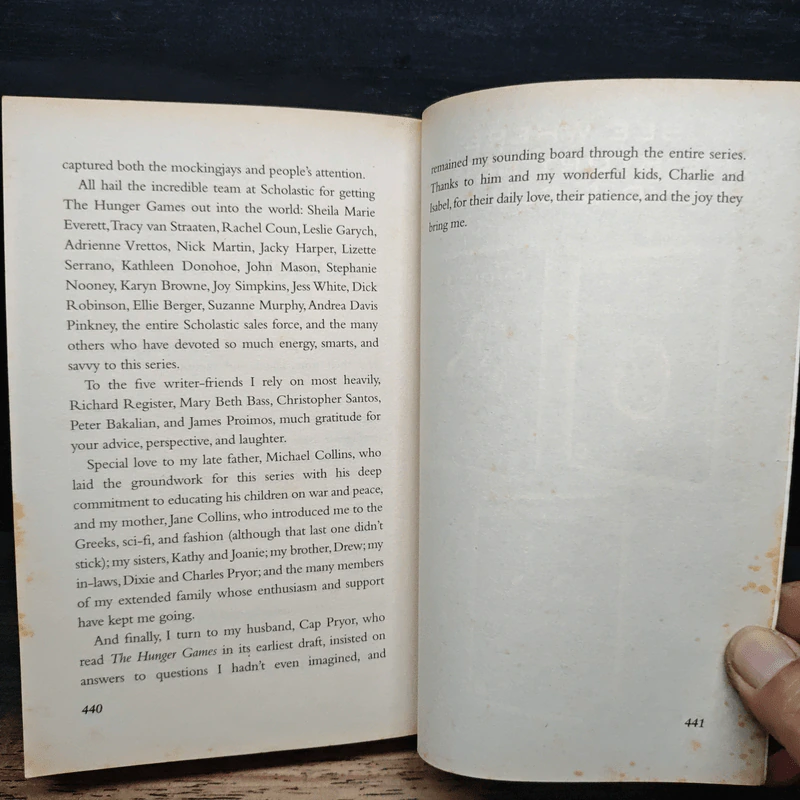 The Hunger Games: Mockingjay - Suzanne Collins รูปที่ 9
