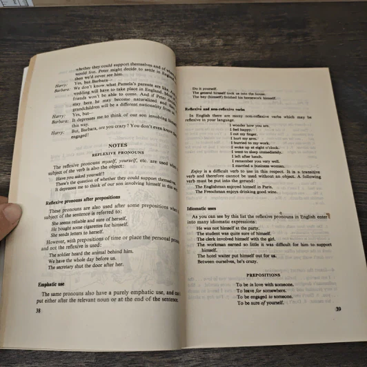 Getting on in English - John Haycraft รูปที่ 8