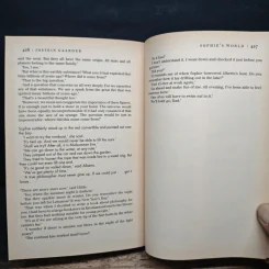 Sophie's World - Jostein Gaarder รูปที่ 11