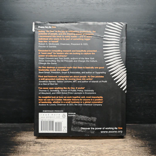 As One: Individual Action Collective Power - Mehrdad Baghai, James Quigley รูปที่ 2