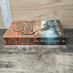 Sacred Stone - Clive Cussler, Craig Dirgo รูปที่ 2