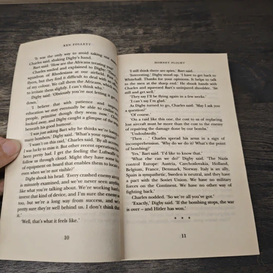 Hornet Flight - Ken Follett รูปที่ 7