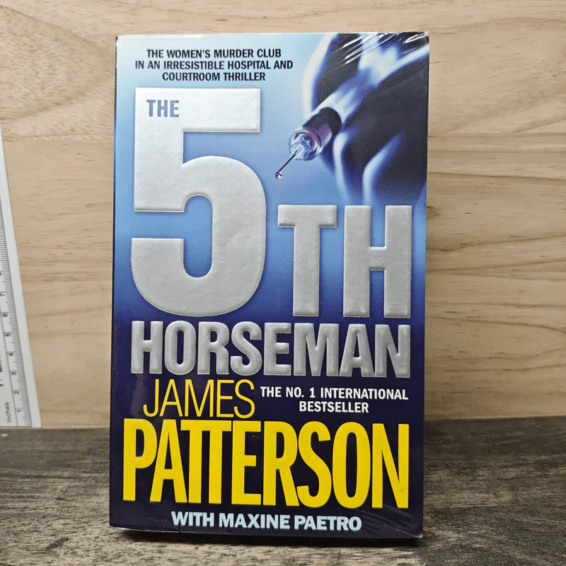 The 5th Horseman - The 5th Horseman, Maxine Paetro รูปที่ 1