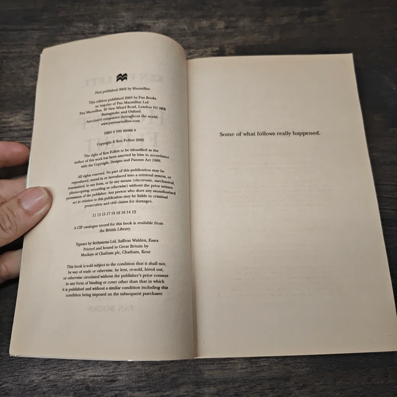 Hornet Flight - Ken Follett รูปที่ 6