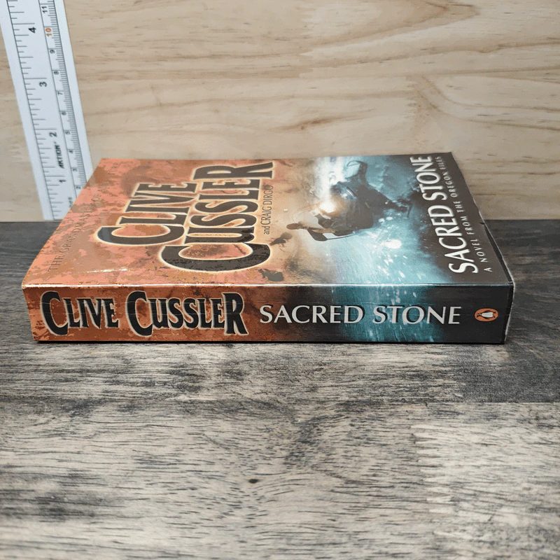 Sacred Stone - Clive Cussler, Craig Dirgo รูปที่ 2