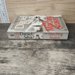 The Marching Season - Daniel Silva รูปที่ 2