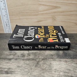 The Bear and The Dragon รุกฆาต - Tom Clancy , สุวิทย์ ขาวปลอด รูปที่ 2