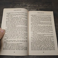 As the Crow Flies - Jeffrey Archer รูปที่ 7