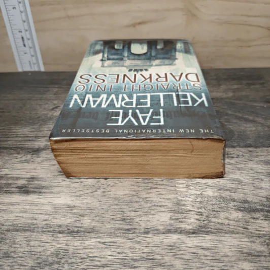Straight Into Darkness - Faye Kellerman รูปที่ 4