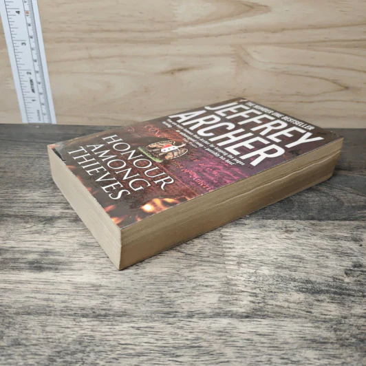 Honour Among Thieves - Jeffrey Archer รูปที่ 3