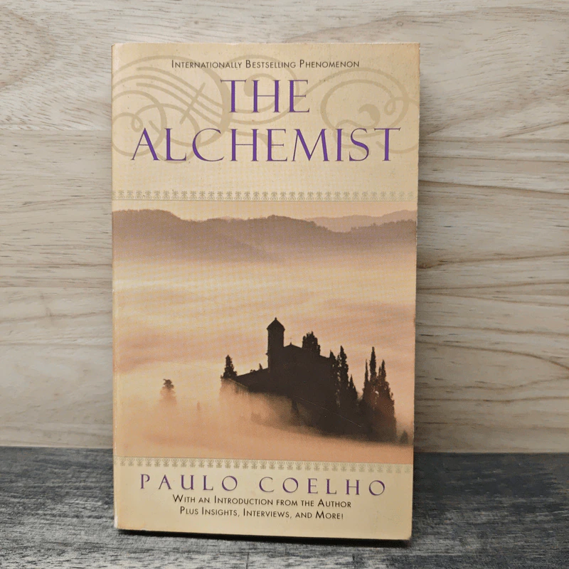 The Alchemist - Paulo Coelho รูปที่ 1