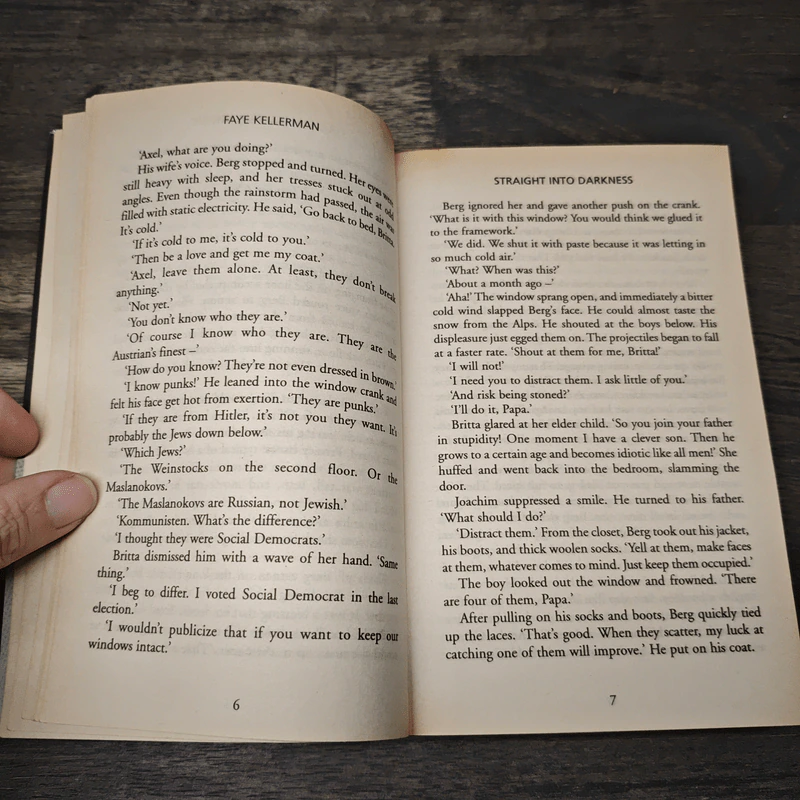 Straight Into Darkness - Faye Kellerman รูปที่ 7