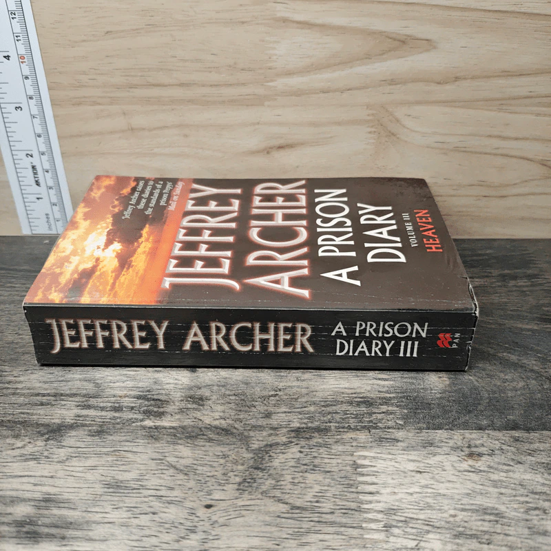 A Prison Diary Volume III: Heaven - Jeffrey Archer รูปที่ 2