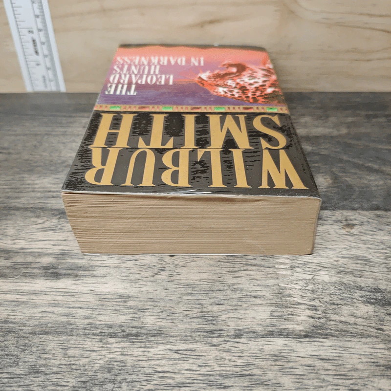 The Leopard Hunts in Darkness - Wilbur Smith รูปที่ 4