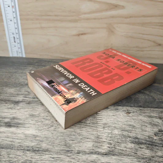 Survivor in Death - J.D. Robb รูปที่ 3