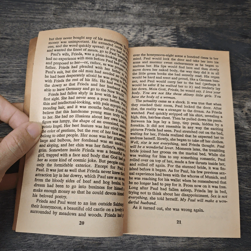 A Stranger in the Mirror - Sidney Sheldon รูปที่ 7