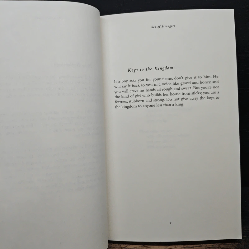 Sea of Strangers - Lang Leav รูปที่ 7