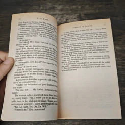 Origin in Death - J. D. Robb รูปที่ 7