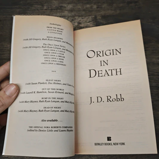 Origin in Death - J. D. Robb รูปที่ 6