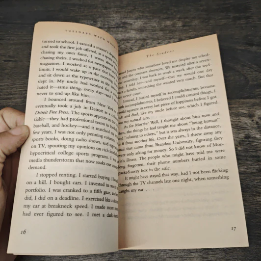 Tuesdays with Morrie - Mitch Albom รูปที่ 8