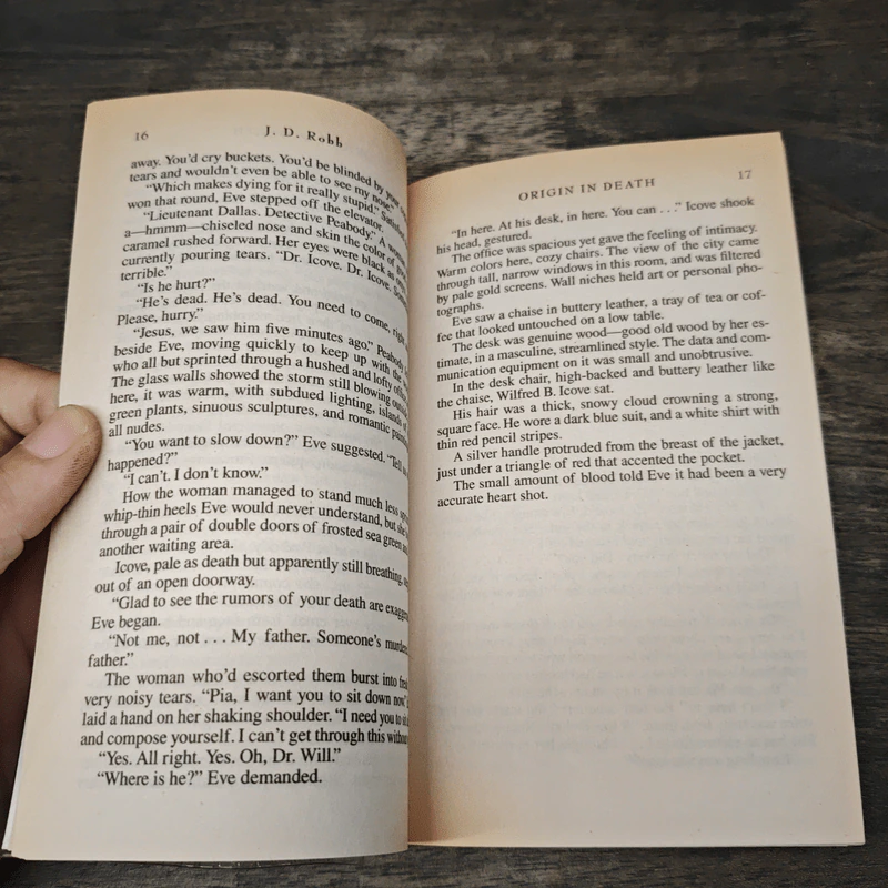 Origin in Death - J. D. Robb รูปที่ 7