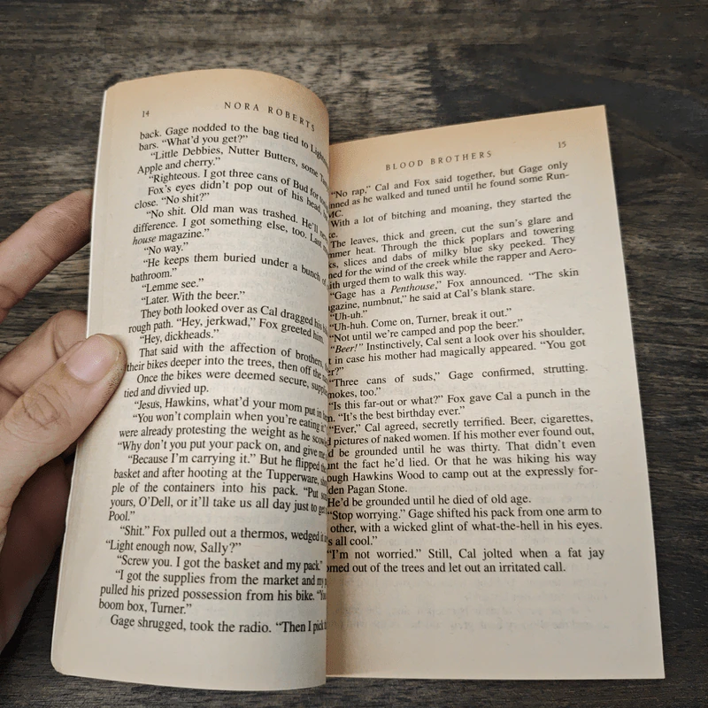 Blood Brothers - Nora Roberts รูปที่ 7