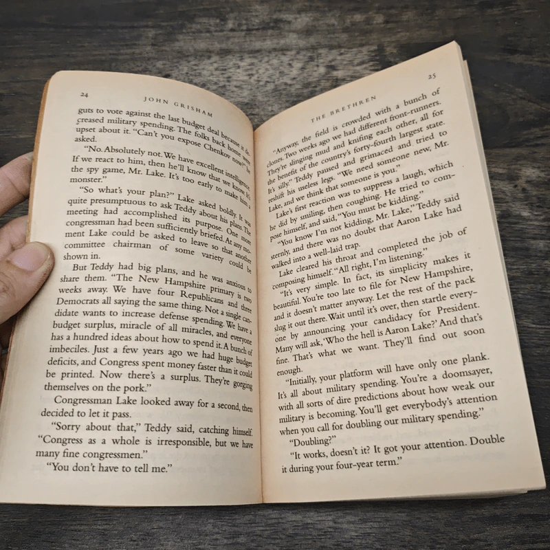 The Brethren - John Grisham รูปที่ 7