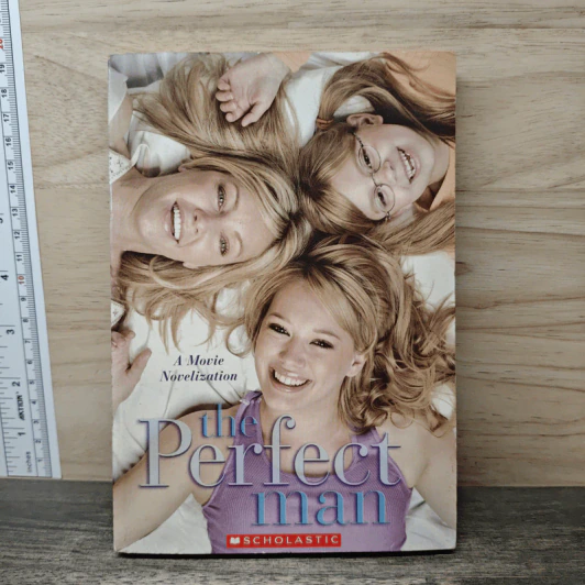 The Perfect Man (A Movie Novelization) รูปที่ 1
