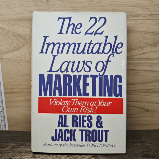 The 22 Immutable Laws of Marketing - Al Ries, Jack Trout รูปที่ 1