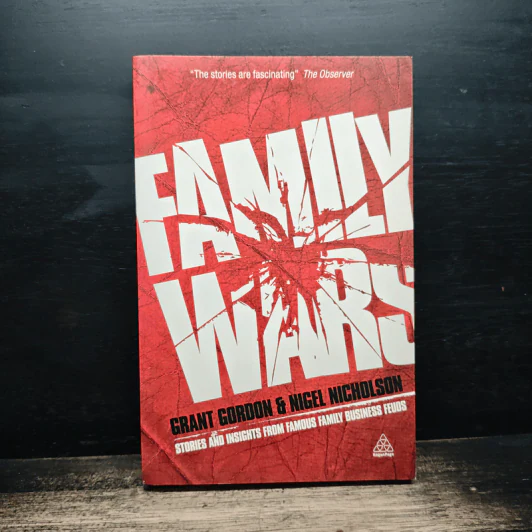 Family Wars - Grant Gordon, Nigel Nicholson รูปที่ 1