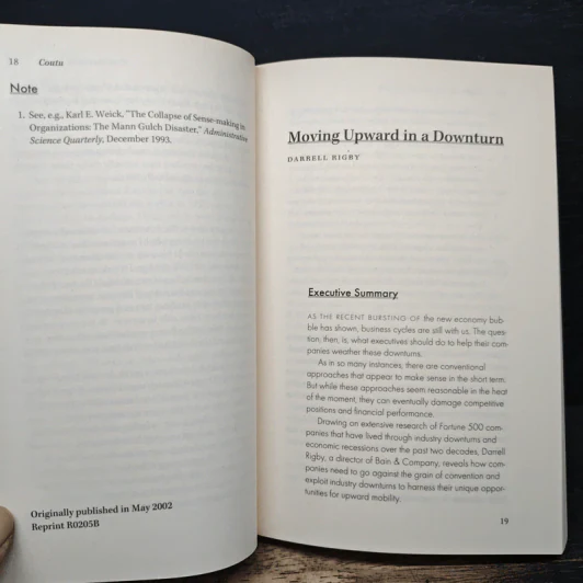 Harvard Business Review on Managing Through a Downturn รูปที่ 8