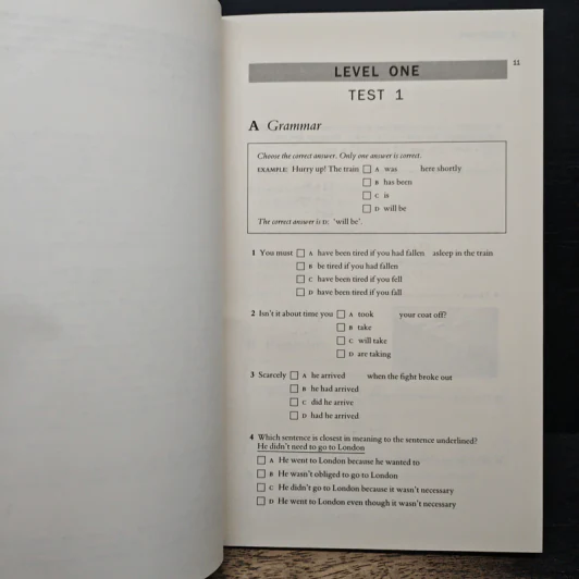 Penguin English Tests Book 5 - Jake Allsop รูปที่ 9
