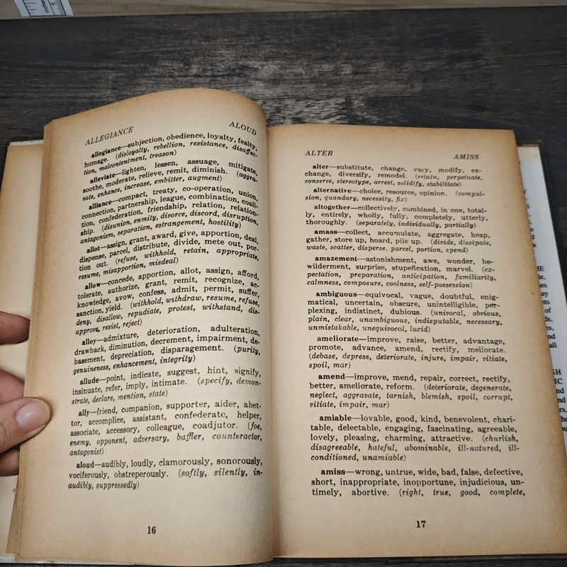 Webster's Synonyms Antonyms and Homonyms รูปที่ 7