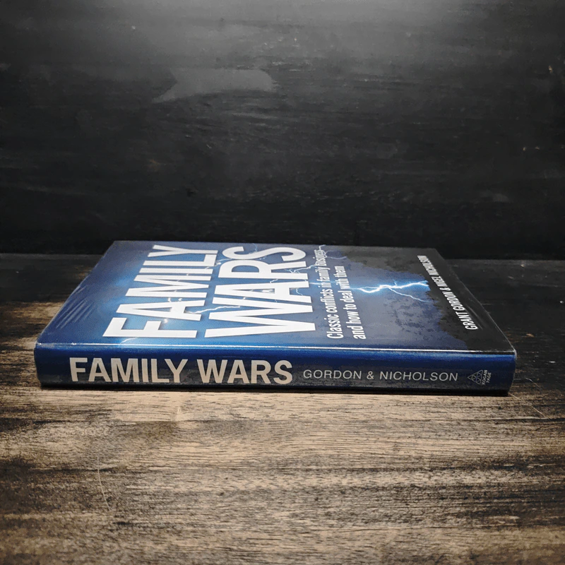 Family Wars - Grant Gordon, Nigel Nicholson รูปที่ 3