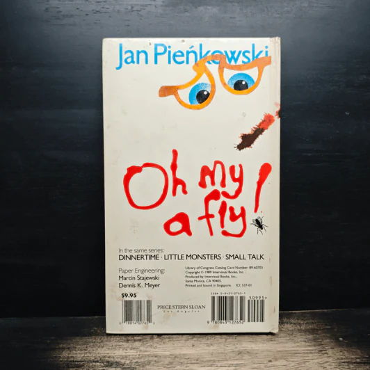 Oh My, a Fly! - Jan Pieńkowski รูปที่ 2