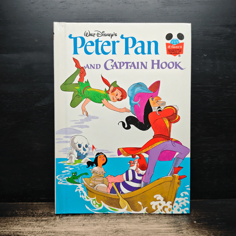 Walt Disney's Peter Pan and Captain Hook รูปที่ 1