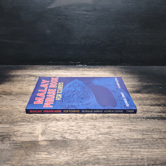 หนังสือ Malay Phrase Book for Tourists - Hj Ismail Ahmad, Andrew Leonki รูปที่ 3