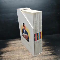 Boxset เรียนรู้ตามรอยพระยุคลบาท 10 เล่ม รูปที่ 3