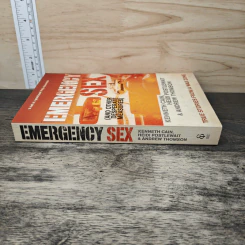 Emergency Sex - Kenneth Cain, Heidi Postlewait รูปที่ 2