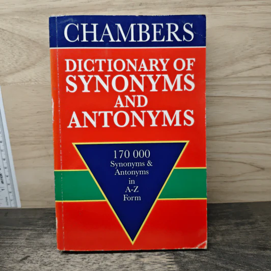 Chambers Dictionary of Synonyms and Antonyms รูปที่ 1