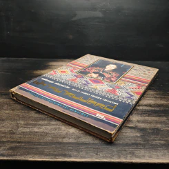แฟชั่นเดอลุค ฉบับรวมผ้าไทย ผ้าไทยไหมมัดหมี่ รูปที่ 4