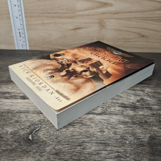 พีระมิดสีเลือด - Rick Riordan รูปที่ 3