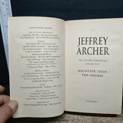 Mightier Than the Sword - Jeffrey Archer รูปที่ 6